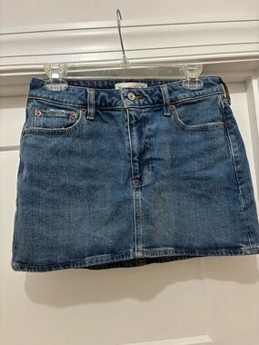 Abercrombie Curve Love Mini Skirt